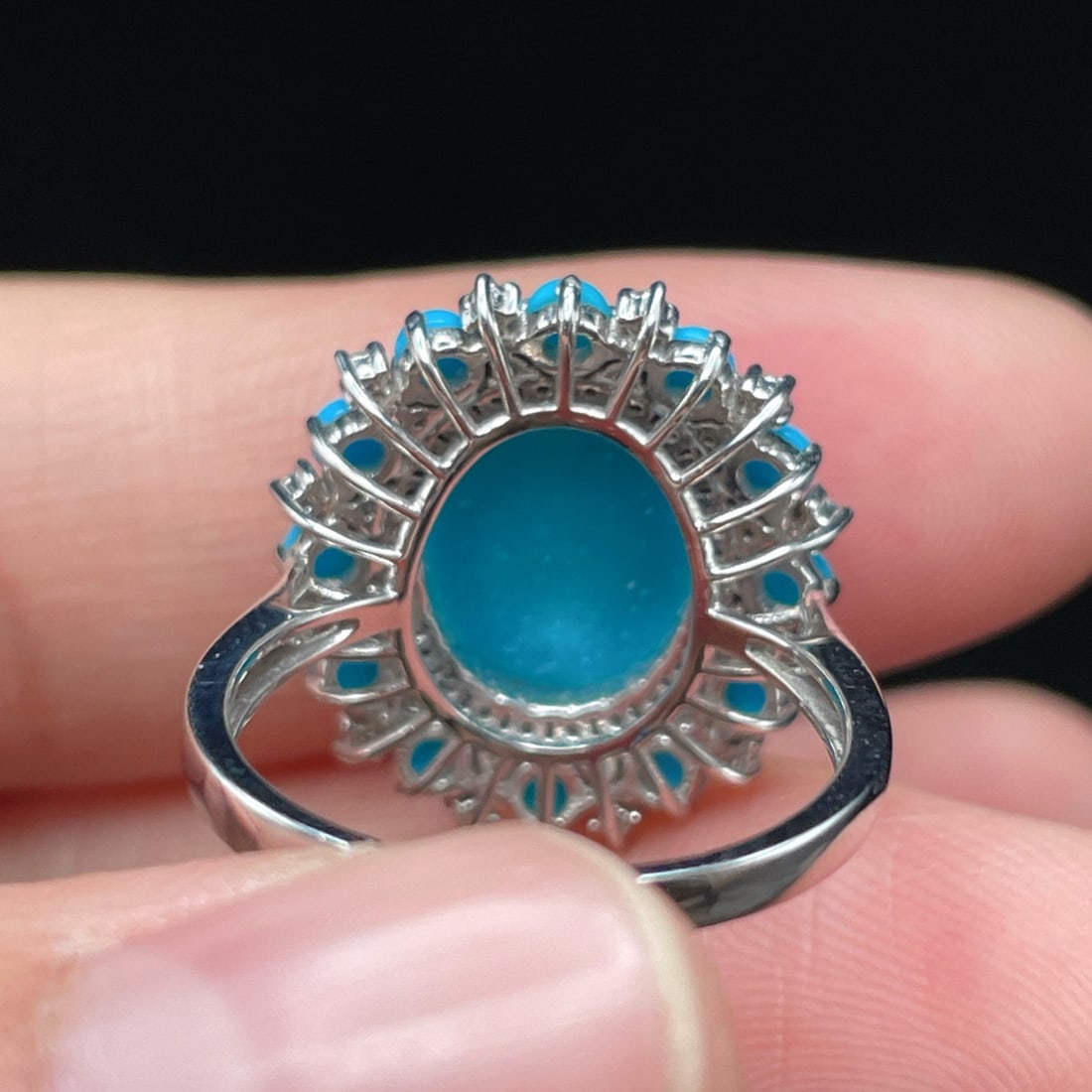 14k Gold 3.95 Ctw Natural Blue Turquoise & Diamond Ring - 6