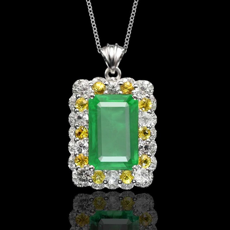 14k Gold 5.39 Ctw Natural Emerald & Sapphire Pendant( Without Chain ): Ref:231189029 // gold content:14k gold // main gemstone:emerald // shape:octagonal // carat weight:4. 75ct // color:green // treatment:natural // // adjacent gemstone 2 : sapphire // shape:round //