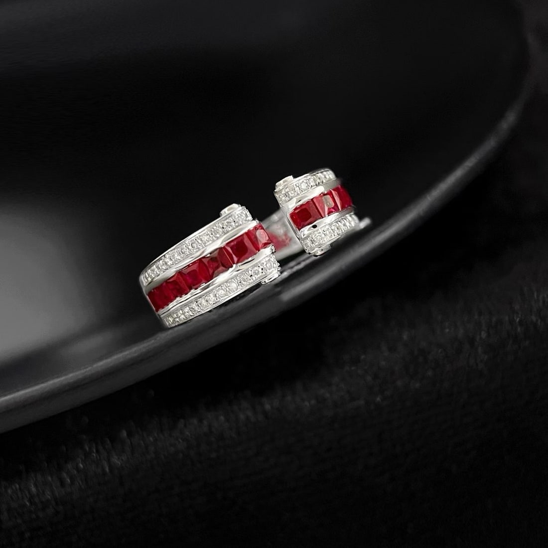 14k Gold 1.8 Ctw Natural Ruby & Diamond Ring - 3