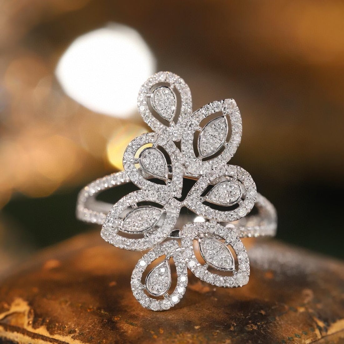 14k Gold 0.7 Ct Natural H Diamond Ring: Ref:231189049 // gold content:14k gold // ring size:7. 25us // // main gemstone:diamond // shape:round // carat weight:0. 7ct // clarity grade:vs-si // color:h // treatment:natural // cut grade:g //