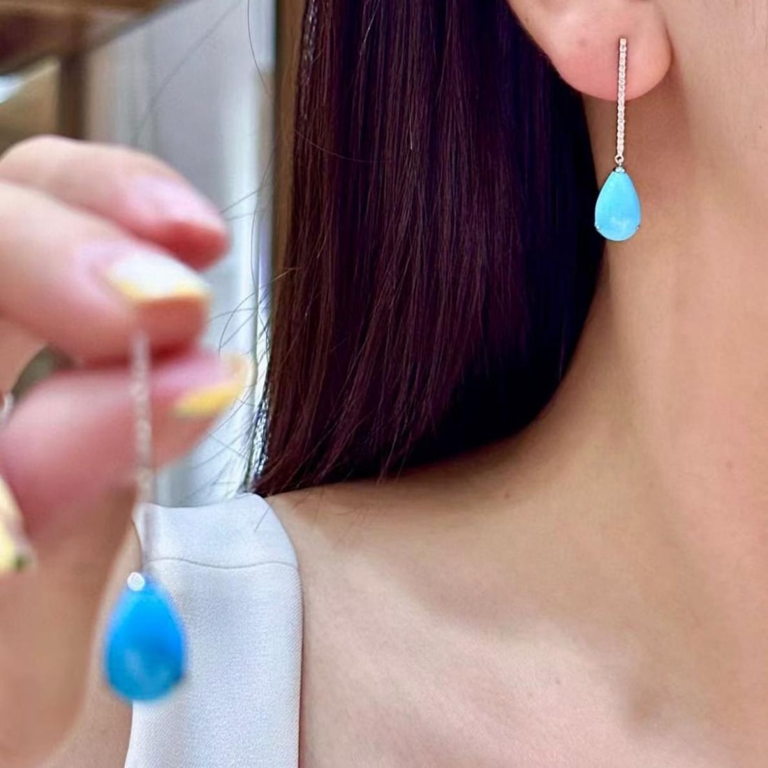 14k Gold 5.95 Ctw Natural Blue Turquoise & Diamond Earrings - 4