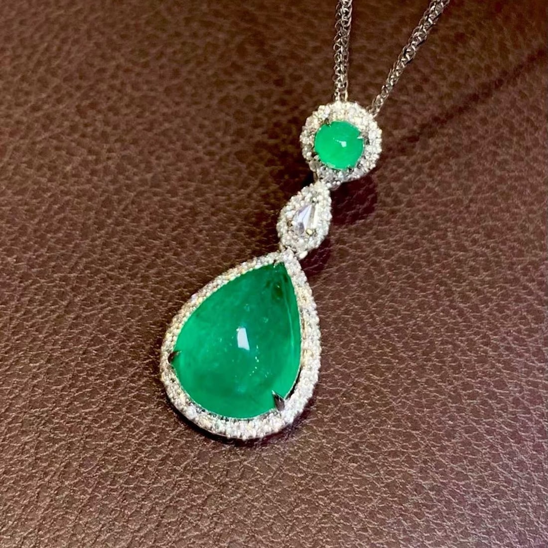 14k Gold 2.65 Ct Natural Emerald & Diamond Pendant( Without Chain ) - 3