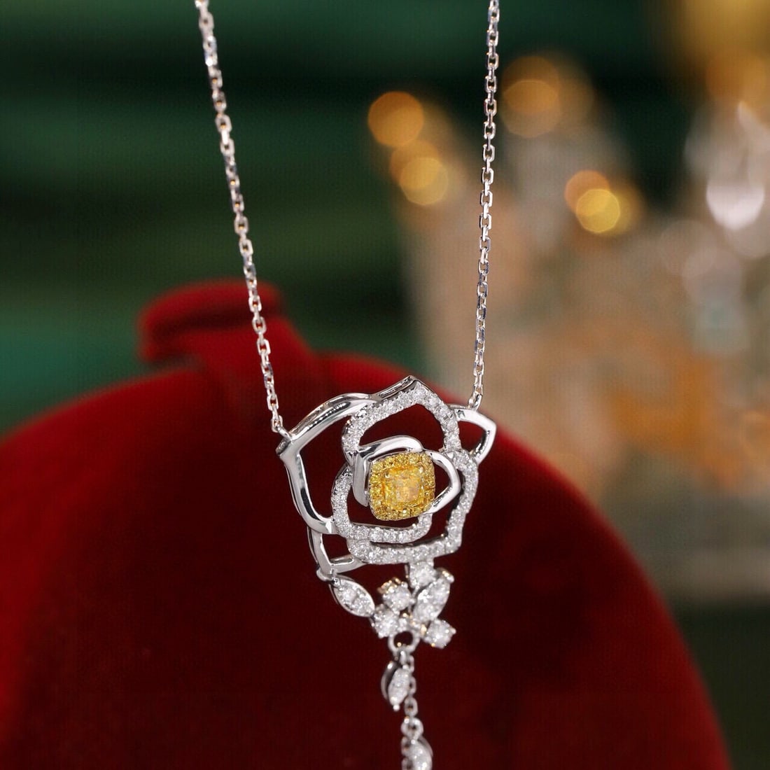 14k Gold 1.00 Ctw Natural Yellow Diamond & Diamond & Flowers Necklace - 7