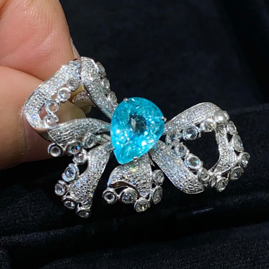 14k Gold 4.42 Ctw Natural Paraiba Tourmaline & Diamond Ring - 3