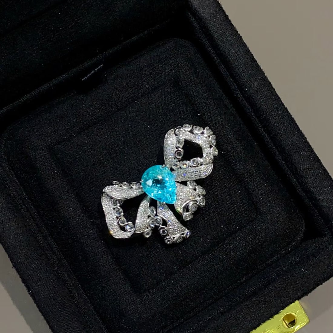14k Gold 4.42 Ctw Natural Paraiba Tourmaline & Diamond Ring - 6