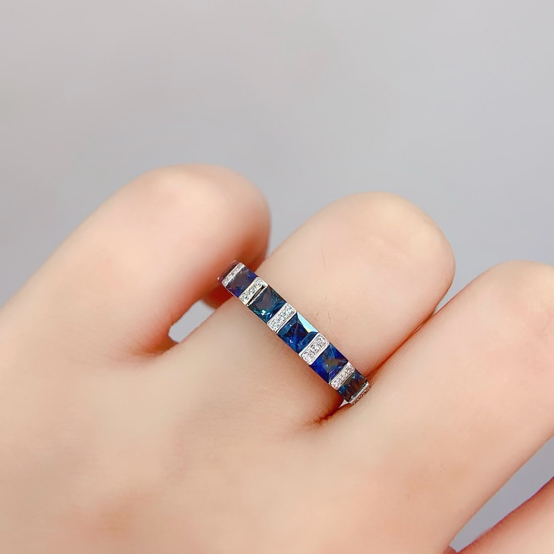 14k Gold 1.5 Ct Natural Sapphire & Diamond Ring - 2