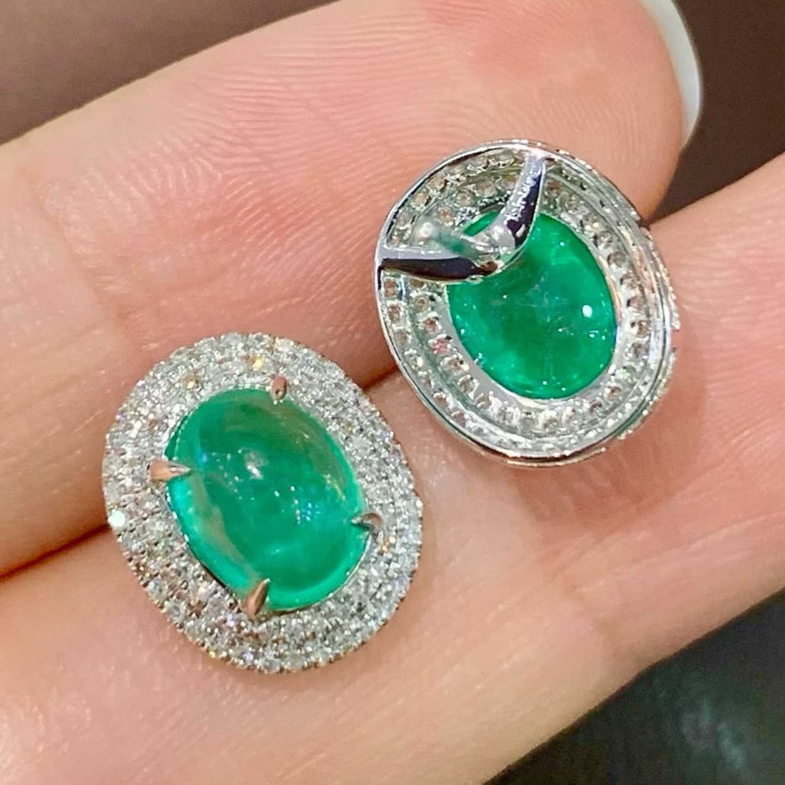 14k Gold 2.6 Ct Natural Emerald & Diamond Earrings - 2
