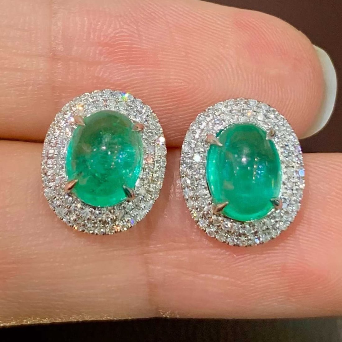 14k Gold 2.6 Ct Natural Emerald & Diamond Earrings - 3