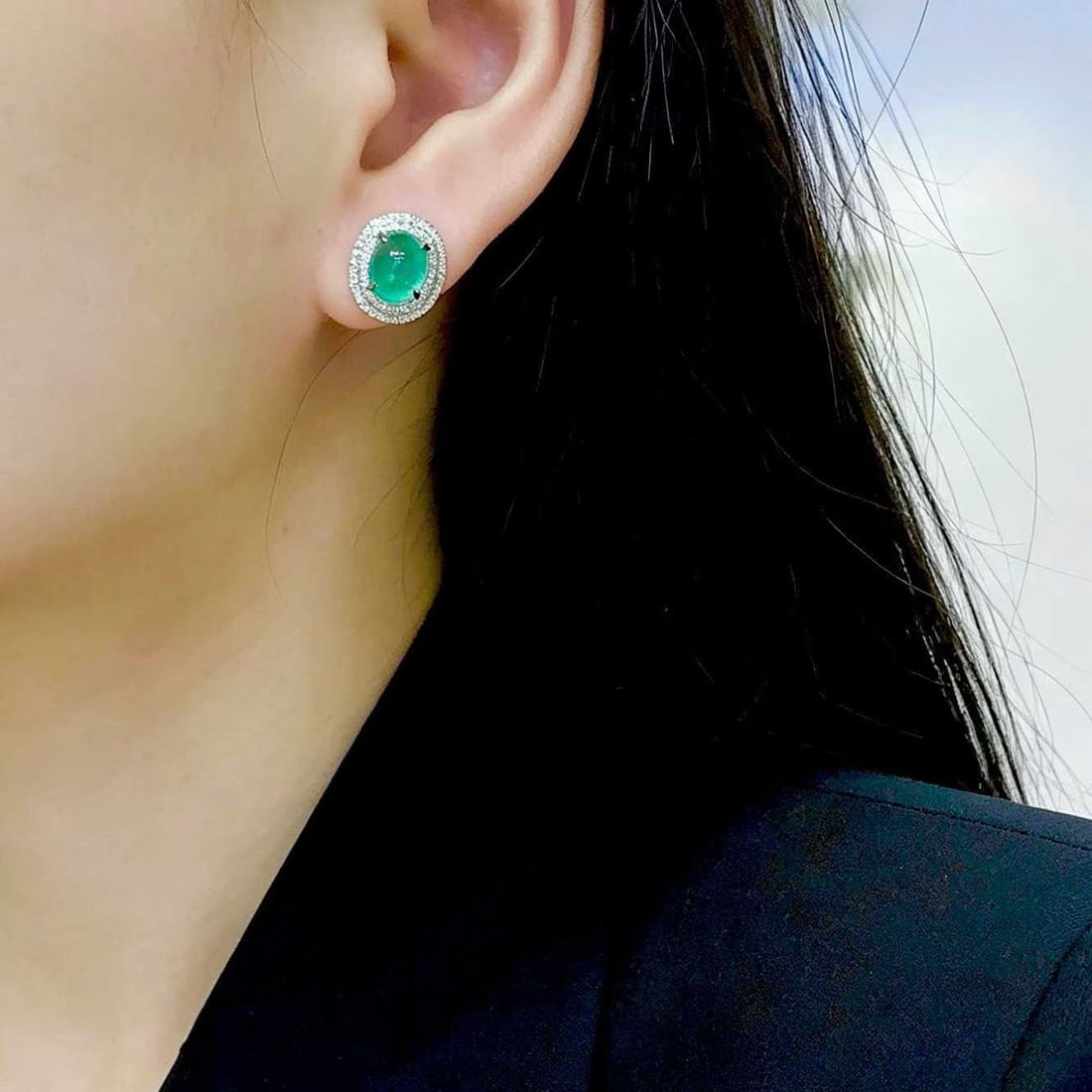 14k Gold 2.6 Ct Natural Emerald & Diamond Earrings - 5