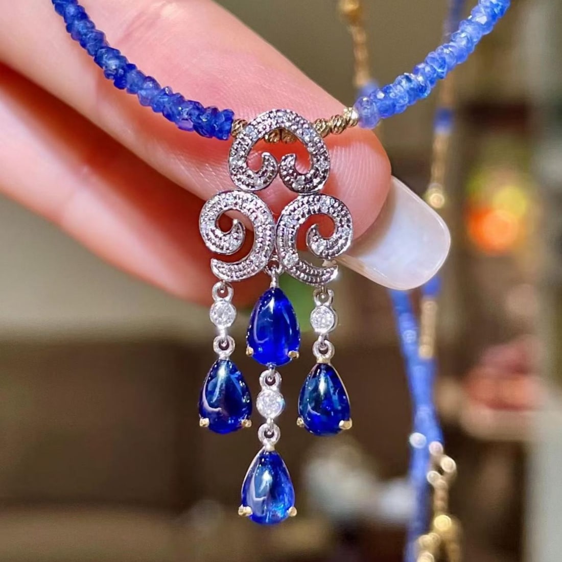 14k Gold 1.82 Ctw Natural Sapphire & Diamond Pendant( Without Chain ): Ref:231189178 // gold content:14k gold // main gemstone:sapphire // shape:pear // carat weight:1. 71ct // color:blue // treatment:natural // // adjacent gemstone 2 : diamond // shape:round // carat we