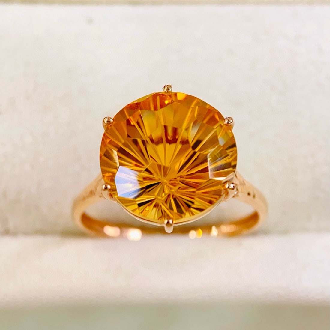 14k Gold 6.70 Ctw Natural Citrine & Diamond Ring - 3