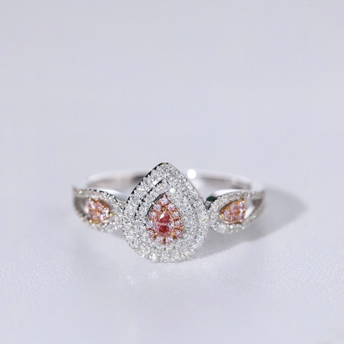 14k Gold 0.45 Ctw Natural Pink Diamond & Diamond Ring - 8