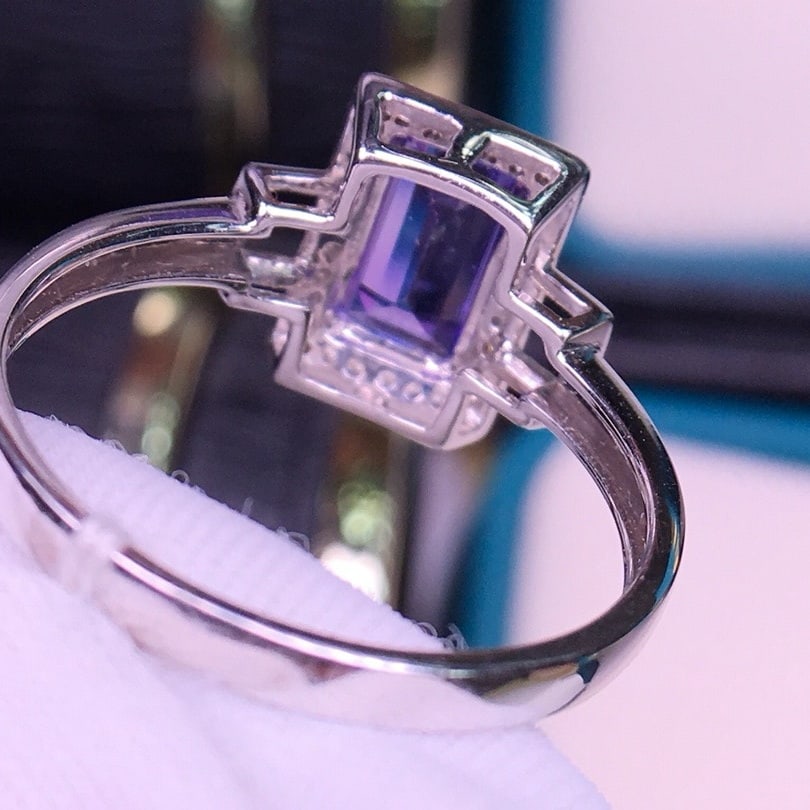 14k Gold 2 Ct Natural Tanzanite & Diamond Ring - 5