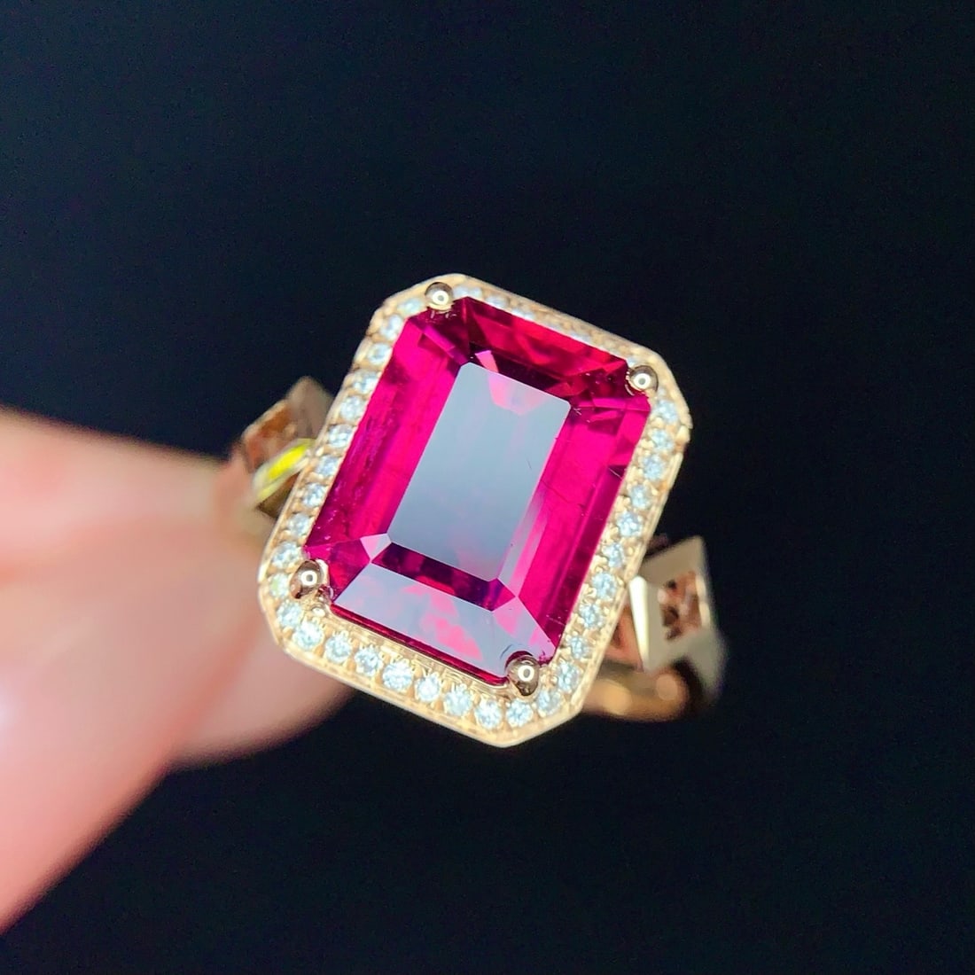 14k Gold 3 Ct Natural Tourmaline & Diamond Ring - 6