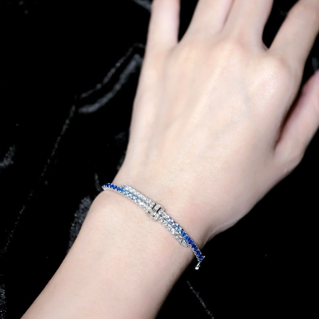 14k Gold 3.25 Ctw Natural Sapphire & Diamond Bangle - 6