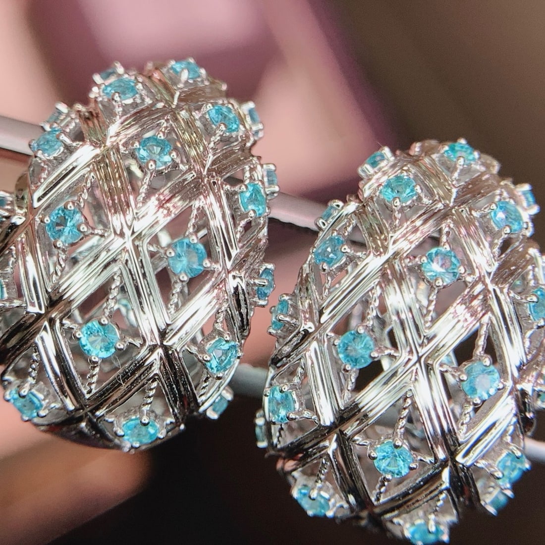 14k Gold 0.69 Ct Natural Paraiba Tourmaline Earrings - 2