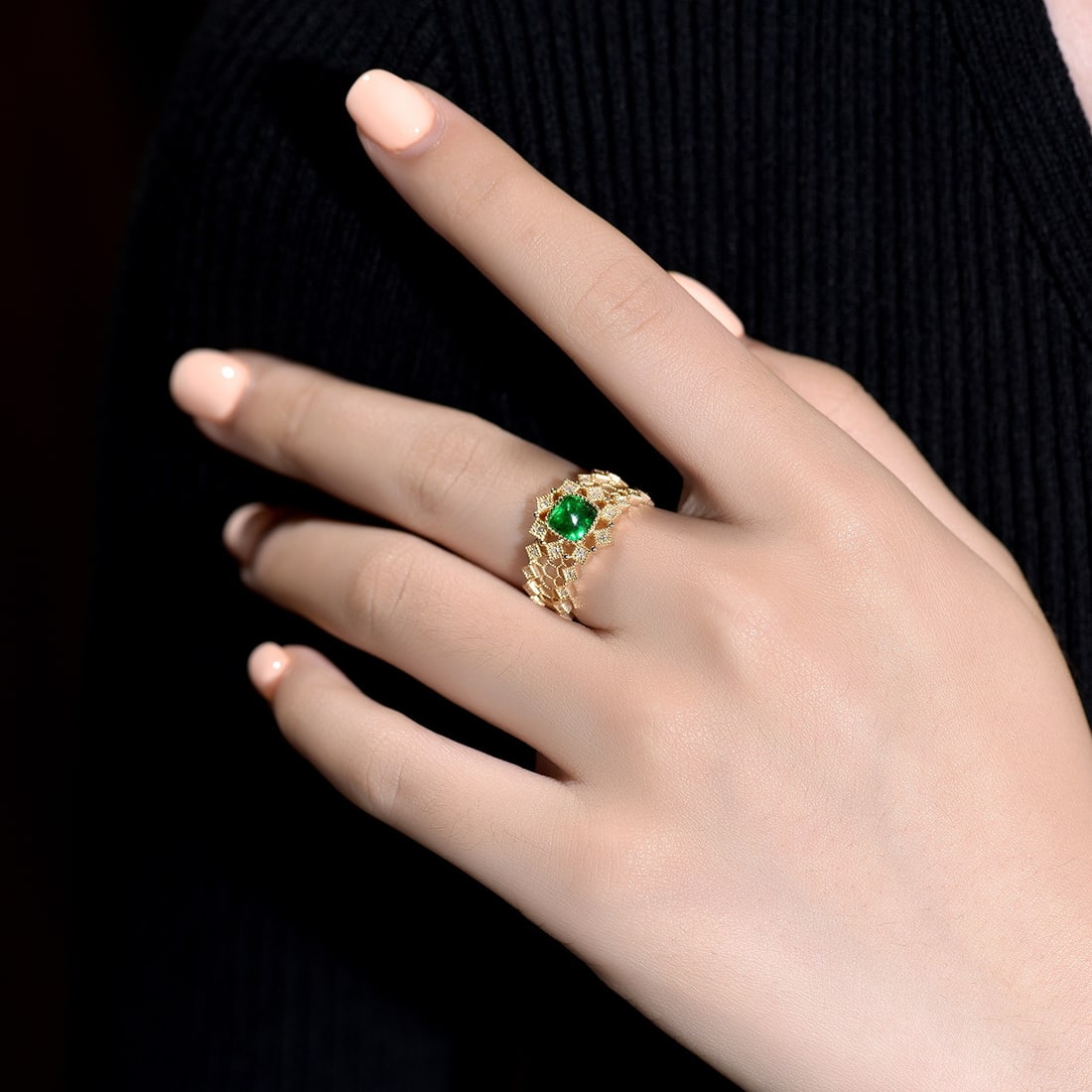 14k Gold 1.04 Ctw Vivid Green Natural Emerald & Diamond Ring - 2