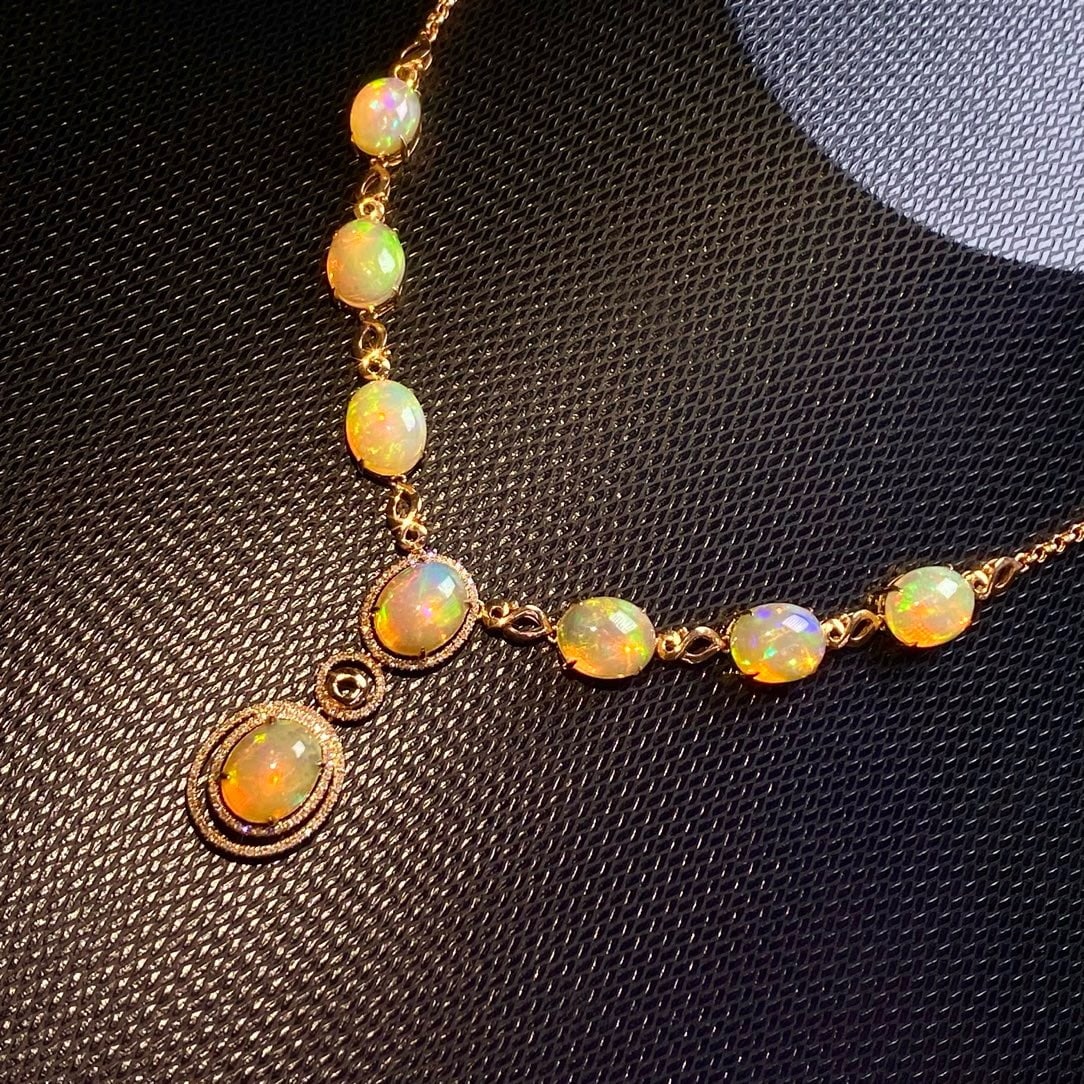 14k Gold 13.25 Ct Natural Opal & Diamond Necklace - 6