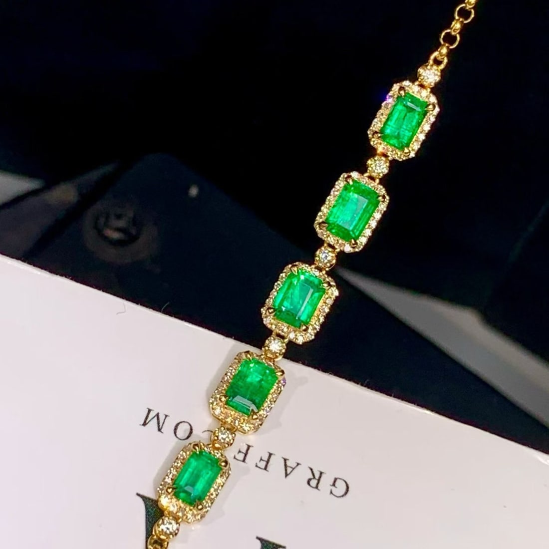14k Gold 2.25 Ctw Natural Emerald & Diamond Bracelet - 2