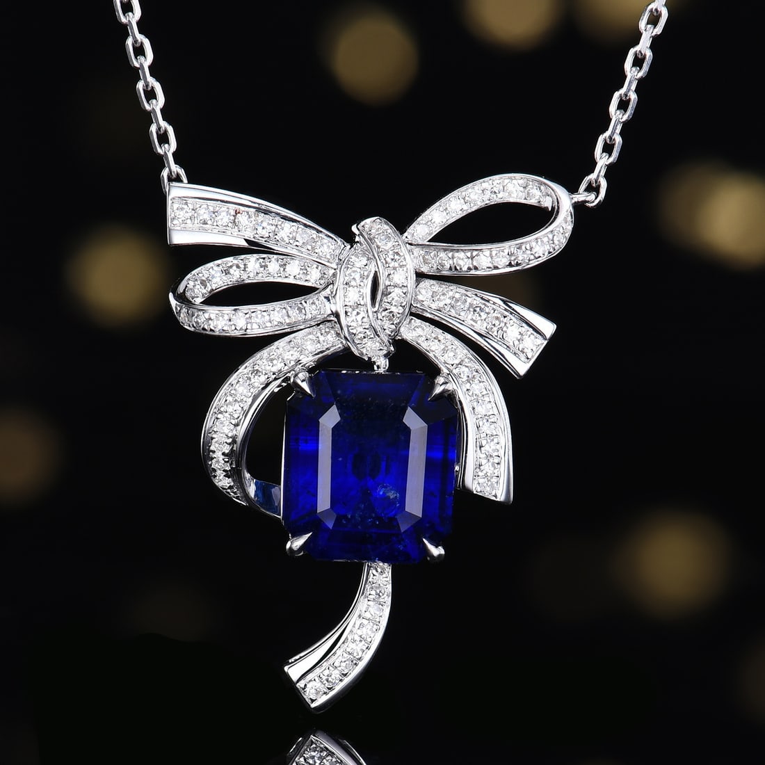 14k Gold 3.43 Ctw Vivid Blue Natural Sapphire & Diamond Necklace: Ref:231190129 // gold content:14k gold // main gemstone:sapphire // shape:octagonal // carat weight:3. 17ct // color:vivid blue // treatment:natural // // adjacent gemstone 2 : diamond // number of