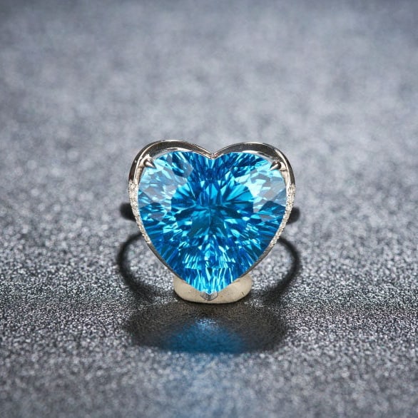 14k Gold 14.8 Ct Natural Topaz & Diamond Ring: Ref:231190146 // gold content:14k gold // ring size:7. 25us // // main gemstone:topaz // shape:heart // carat weight:14. 8ct // color:blue // treatment:natural // // adjacent gemstone 2 : diamond // s