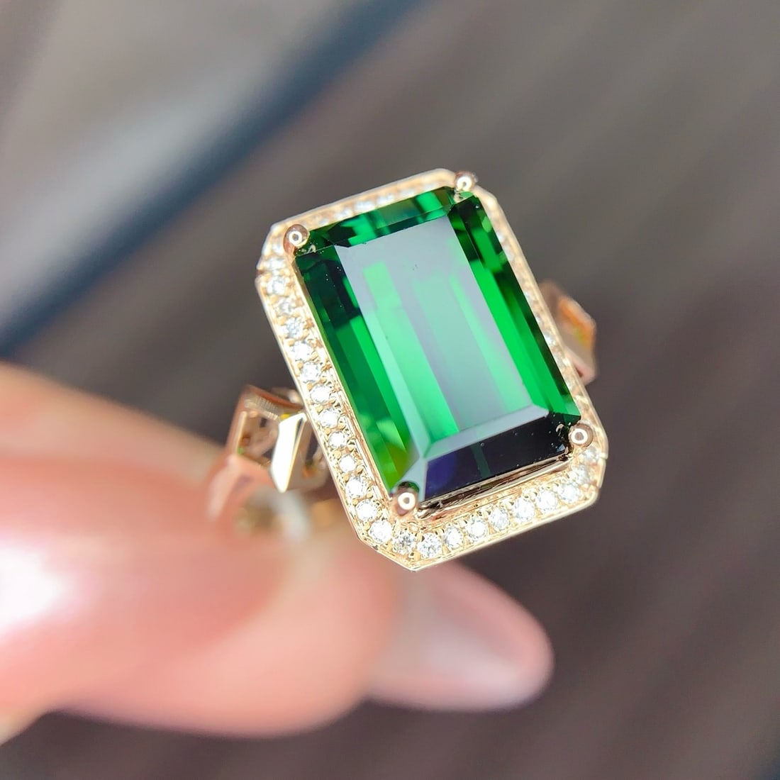 14k Gold 4.5 Ct Natural Tourmaline & Diamond Ring - 2