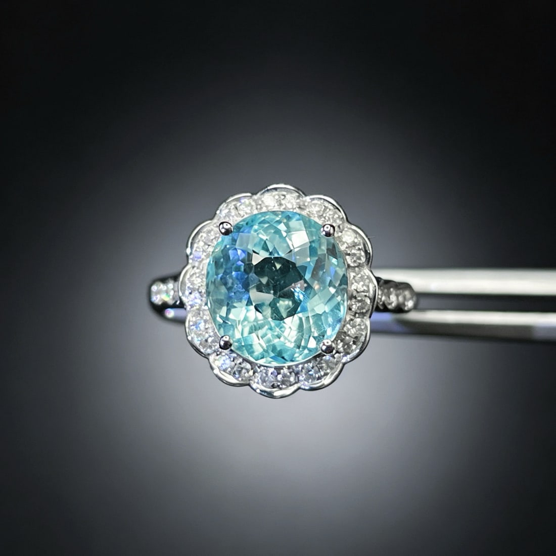 14k Gold 3.49 Ctw Natural Aquamarine & Diamond Ring: Ref:231190159 // gold content:14k gold // ring size:7. 25us // // main gemstone:aquamarine // shape:oval // carat weight:3. 22ct // color:blue // treatment:natural // // adjacent gemstone 2 : diamond