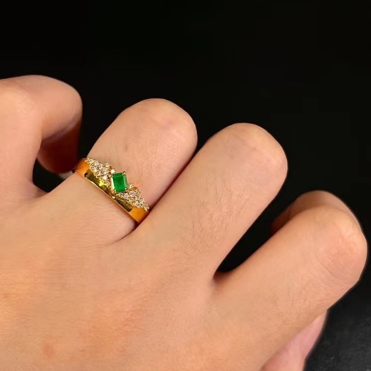 14k Gold 0.38 Ctw Vivid Green Natural Emerald & Diamond Ring - 5