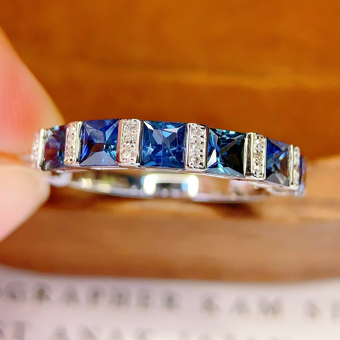14k Gold 1.5 Ct Natural Sapphire & Diamond Ring - 4