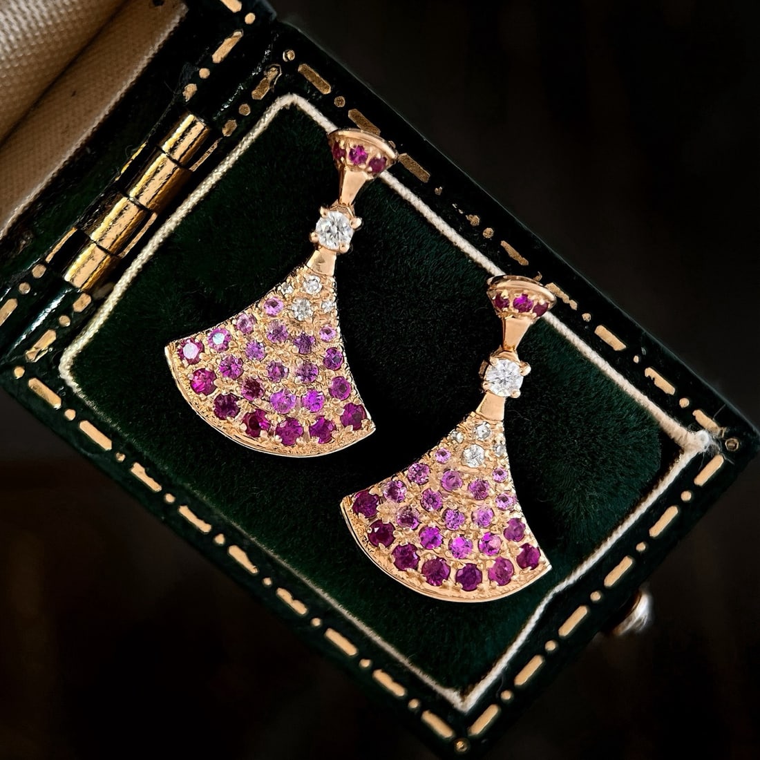 14k Gold 0.66 Ct Natural Sapphire Earrings - 5