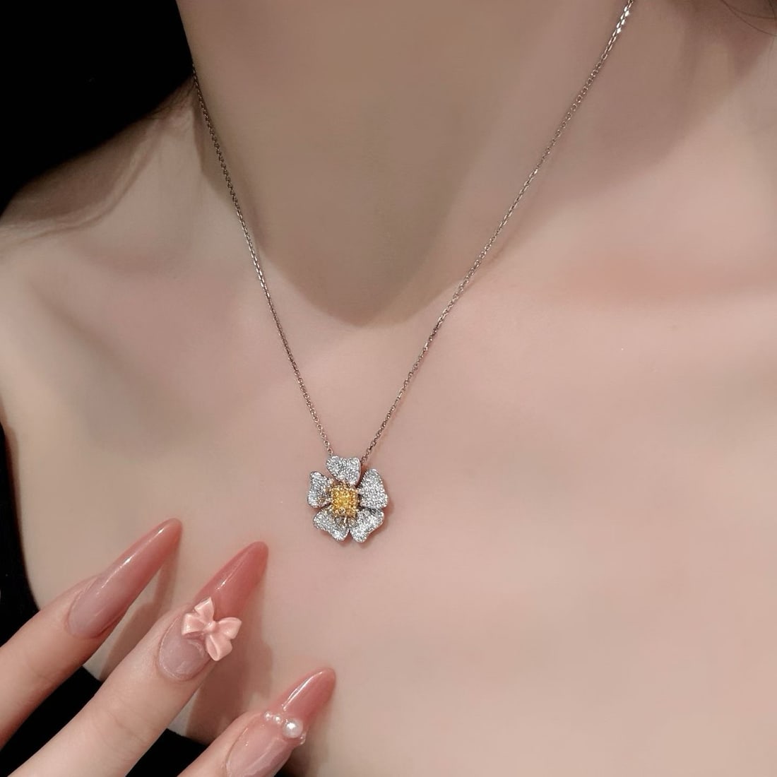 14k Gold 0.9 Ct Natural Color Diamond & Flowers Pendant( Without Chain ) - 6