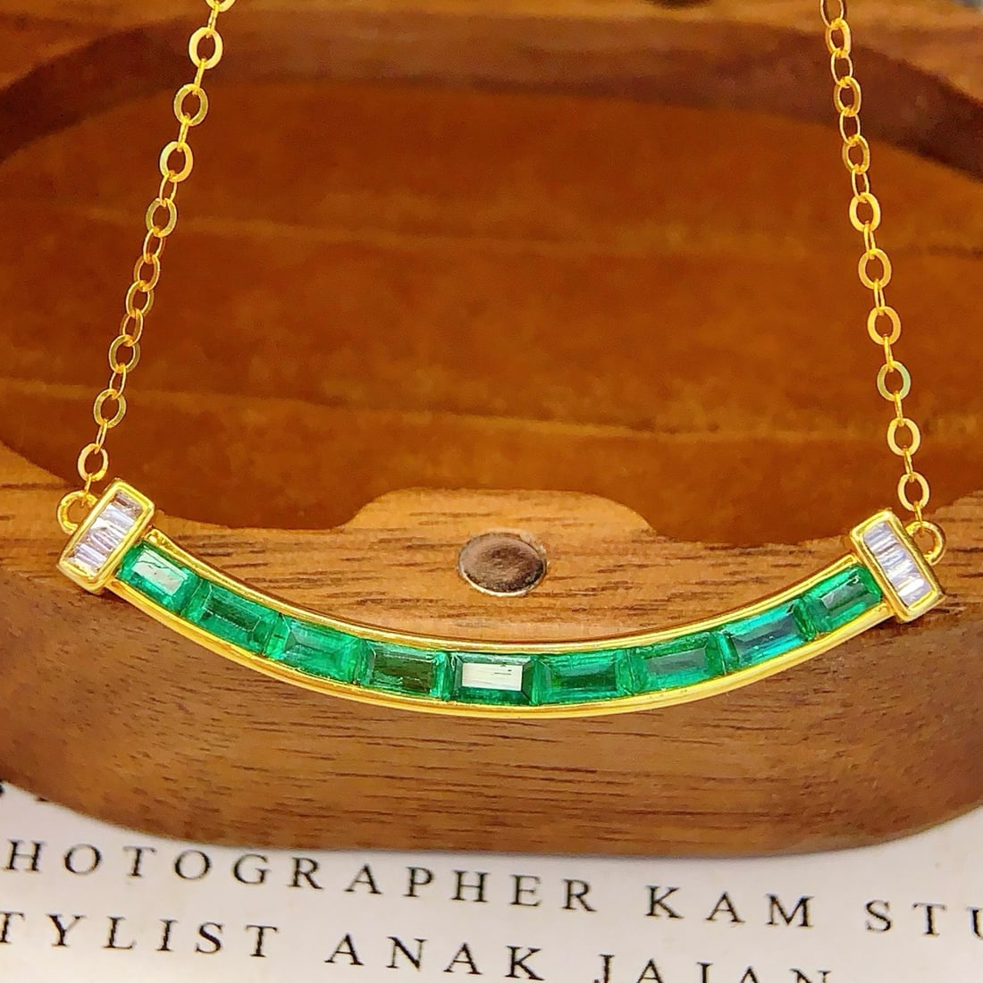 14k Gold 1.5 Ct Natural Emerald & Diamond Necklace - 3
