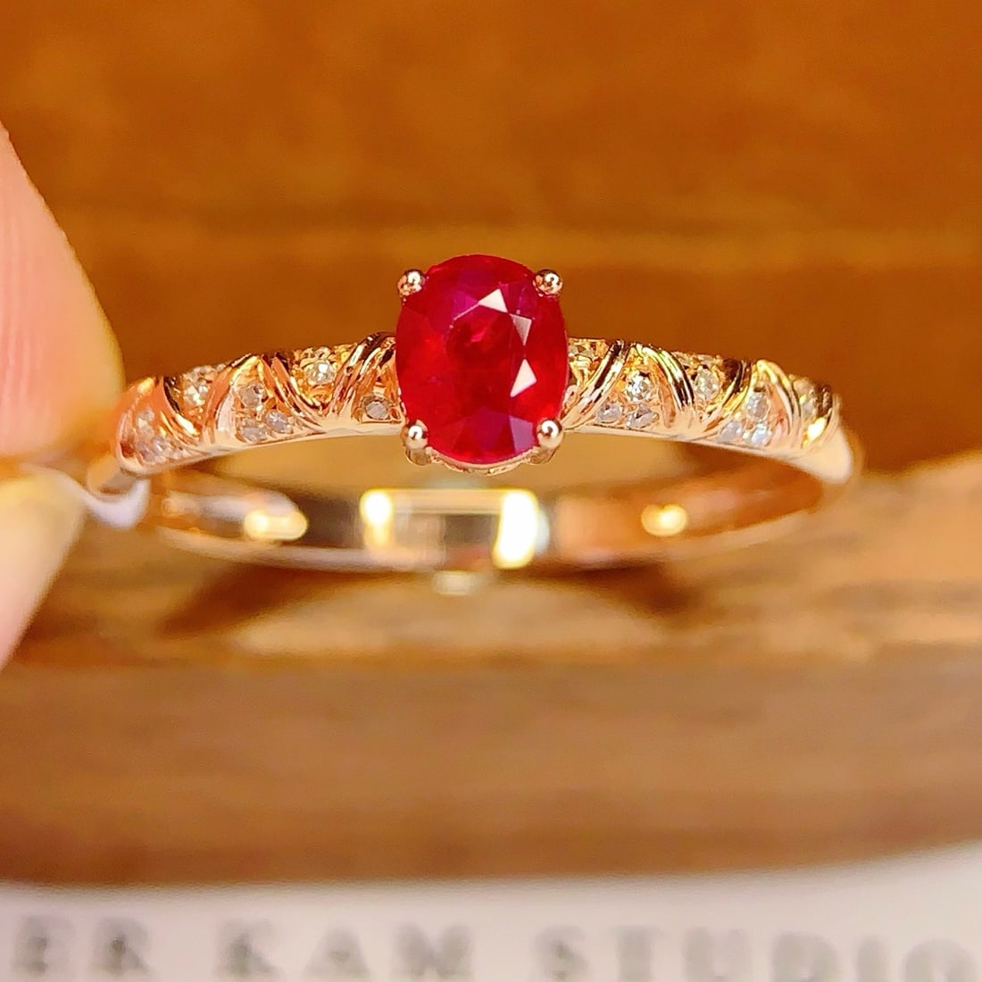 14k Gold 0.6 Ct Vivid Red Natural Ruby & Diamond Ring - 3
