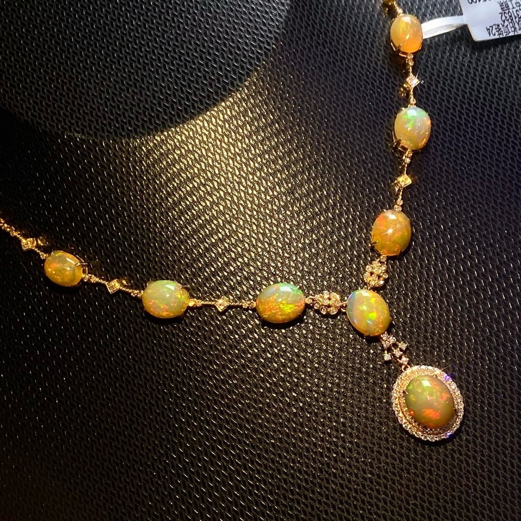 14k Gold 13.12 Ct Natural Opal & Diamond Necklace - 2