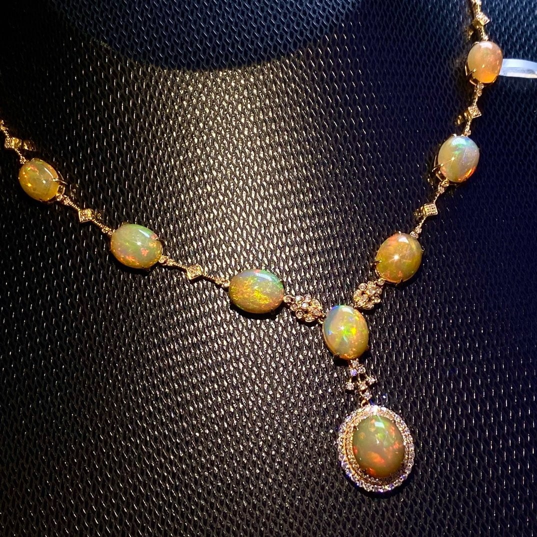 14k Gold 13.12 Ct Natural Opal & Diamond Necklace - 5