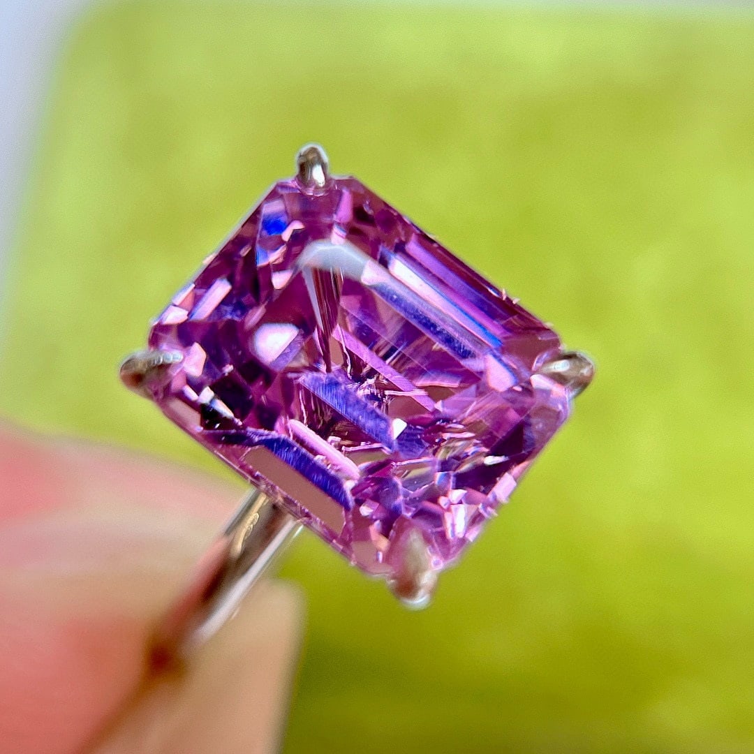 14k Gold 8.15 Ct Natural Kunzite Pendant( Without Chain ) - 3