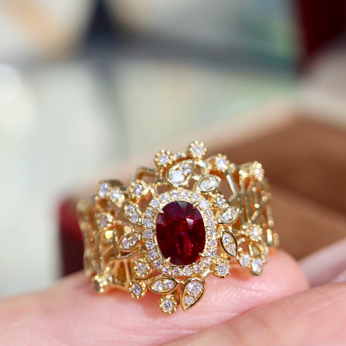 14k Gold 0.95 Ctw Natural Ruby & Diamond Ring - 3