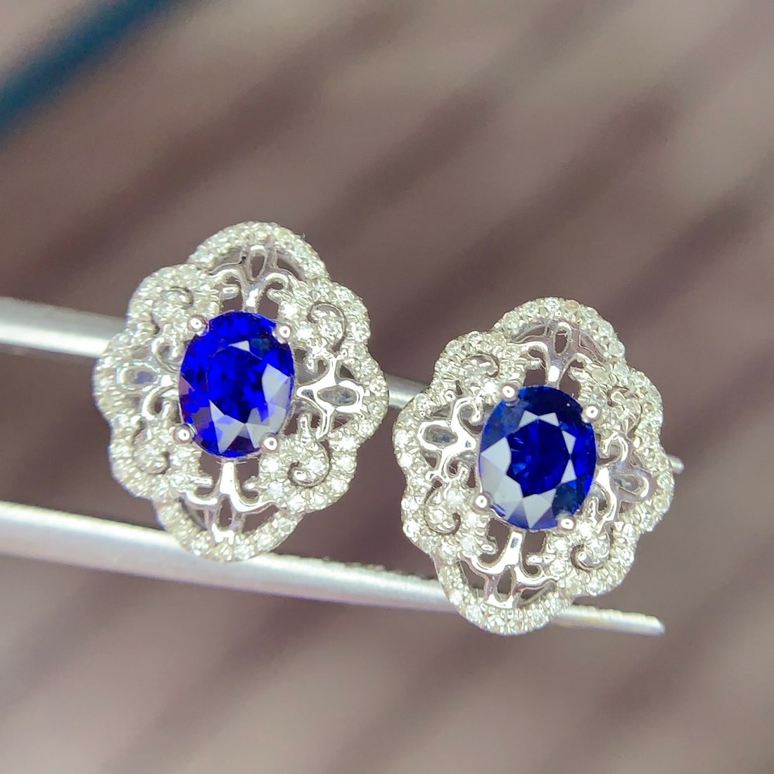 14k Gold 1.2 Ct Natural Sapphire & Diamond Earrings - 3