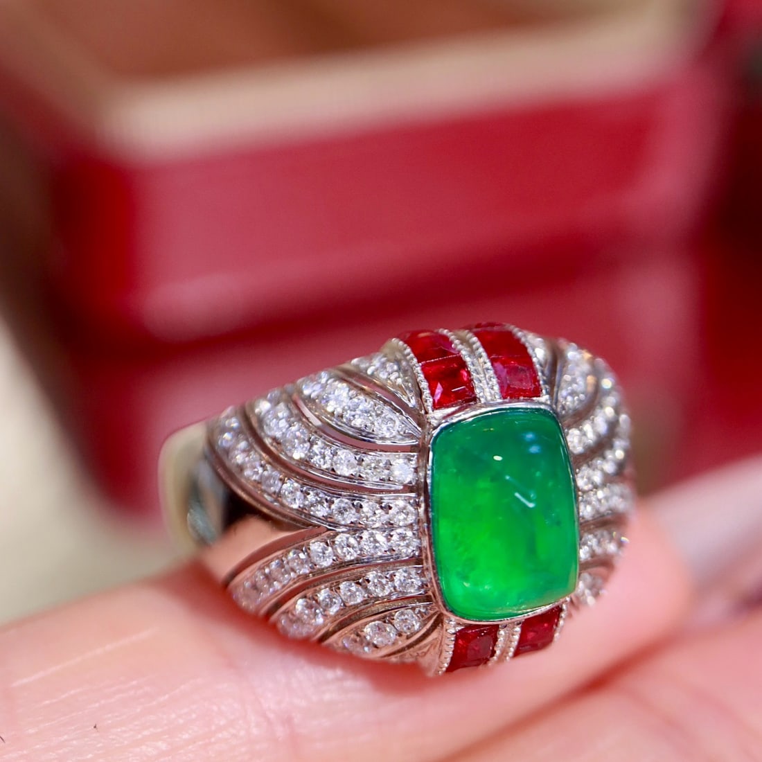 14k Gold 2.56 Ctw Natural Emerald & Diamond Ring - 4