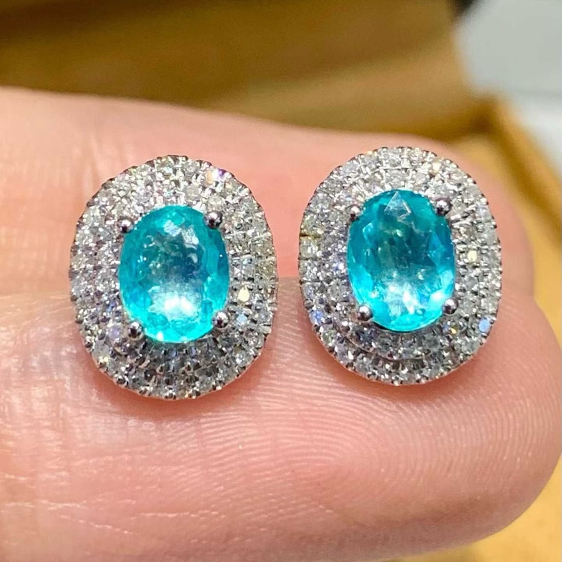 14k Gold 0.8 Ct Natural Paraiba Tourmaline & Diamond Earrings - 5