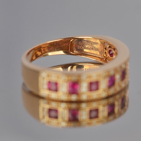 14k Gold 0.89 Ctw Natural Ruby & Diamond Ring - 4