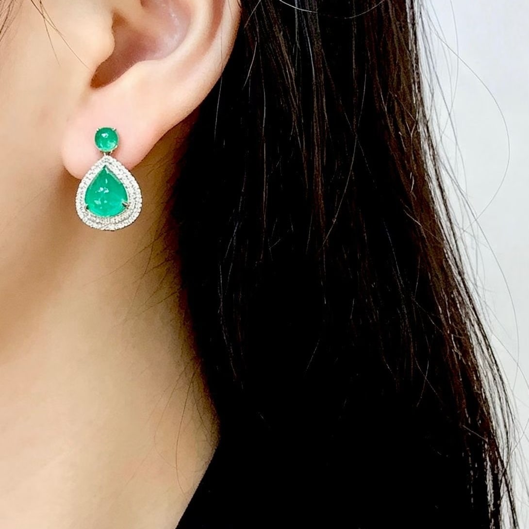 14k Gold 4.7 Ct Natural Emerald & Diamond Earrings - 2