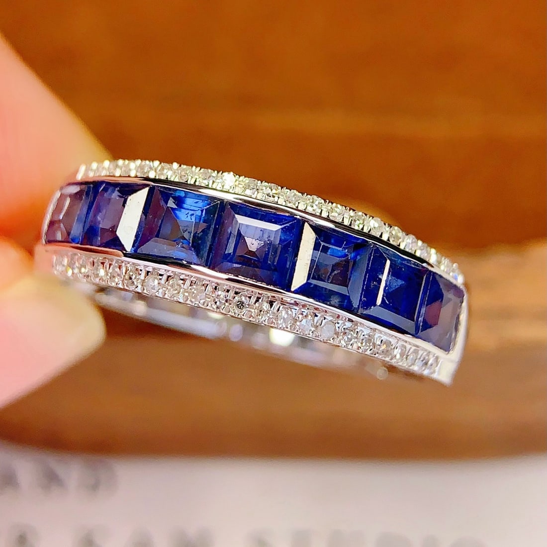 14k Gold 2 Ct Natural Sapphire & Diamond Ring: Ref:231190313 // gold content:14k gold // ring size:7. 25us // // main gemstone:sapphire // shape:square // carat weight:2ct // color:blue // treatment:natural // // adjacent gemstone 2 : diamond //