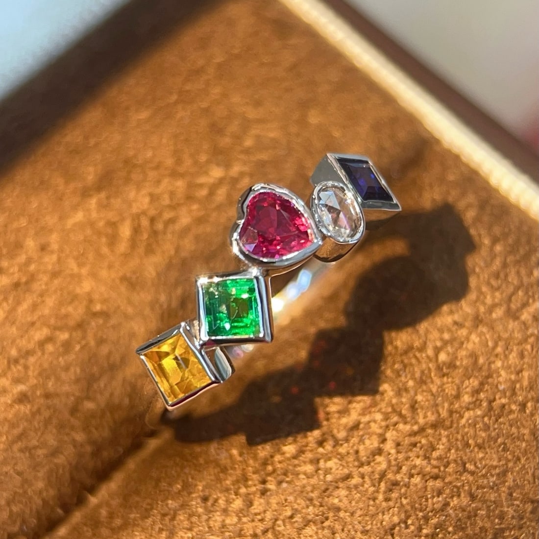14k Gold 1.07 Ctw Natural Sapphire & Ruby & Emerald & Diamond Ring - 2