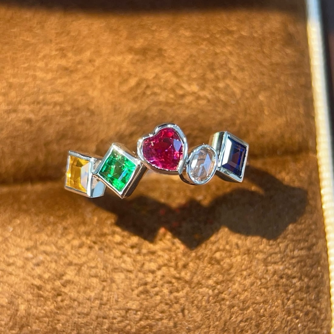 14k Gold 1.07 Ctw Natural Sapphire & Ruby & Emerald & Diamond Ring - 6
