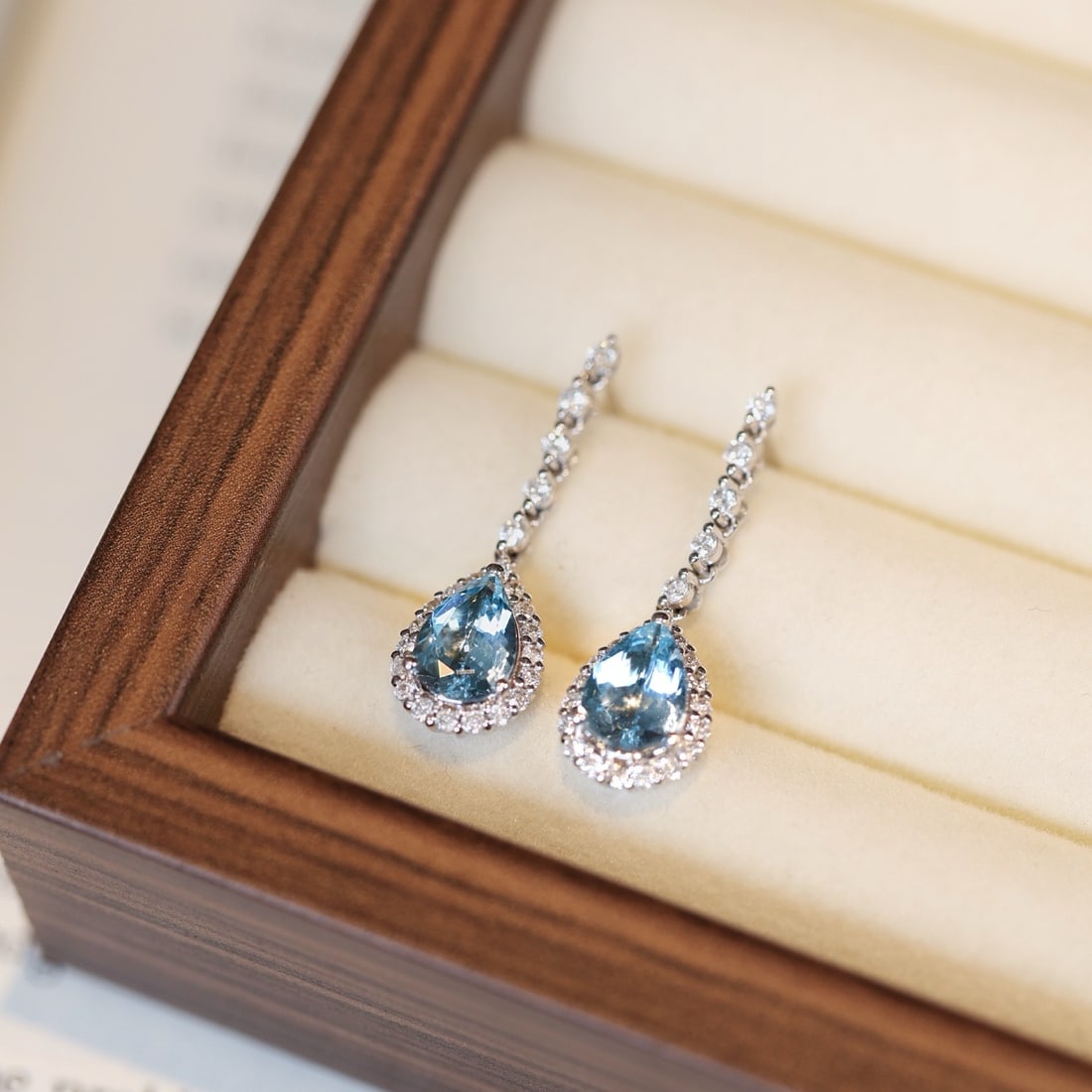 14k Gold 2.08 Ct Natural Aquamarine & Diamond Earrings - 6
