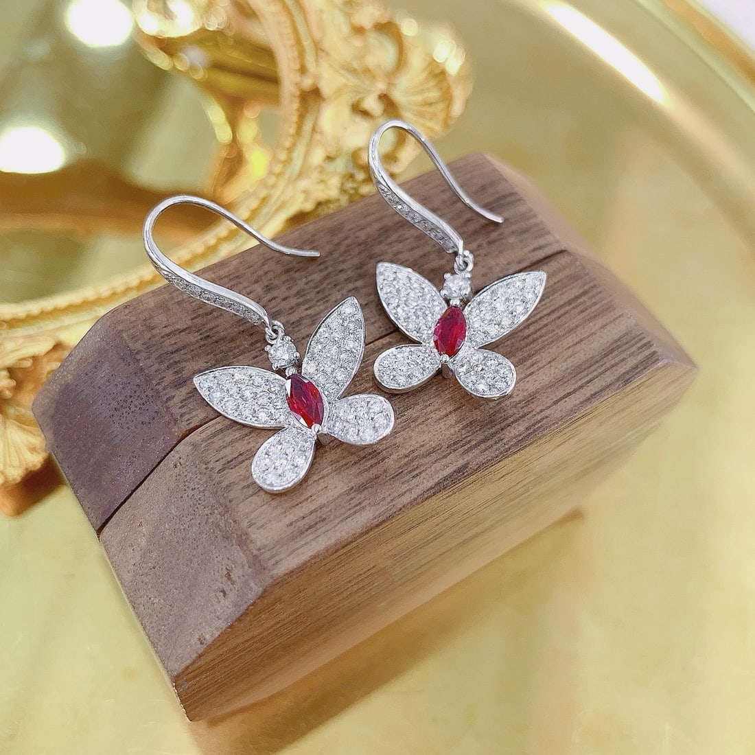 14k Gold 1.38 Ctw Natural Ruby & Diamond & Butterfly Earrings: Ref:231190372 // gold content:14k gold // main gemstone:ruby // shape:marquise // carat weight:0. 44ct // color:red // treatment:natural // // adjacent gemstone 2 : diamond // shape:round // carat