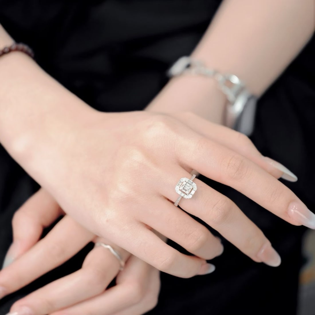 14k Gold 0.42 Ct Natural H Diamond Ring - 4