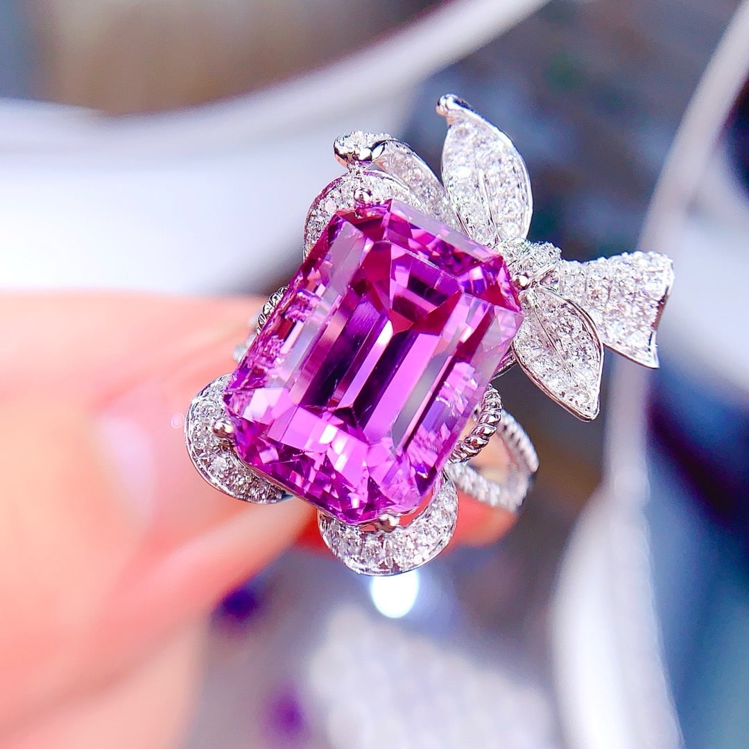 14k Gold 15.07 Ctw Natural Kunzite & Diamond Ring - 7
