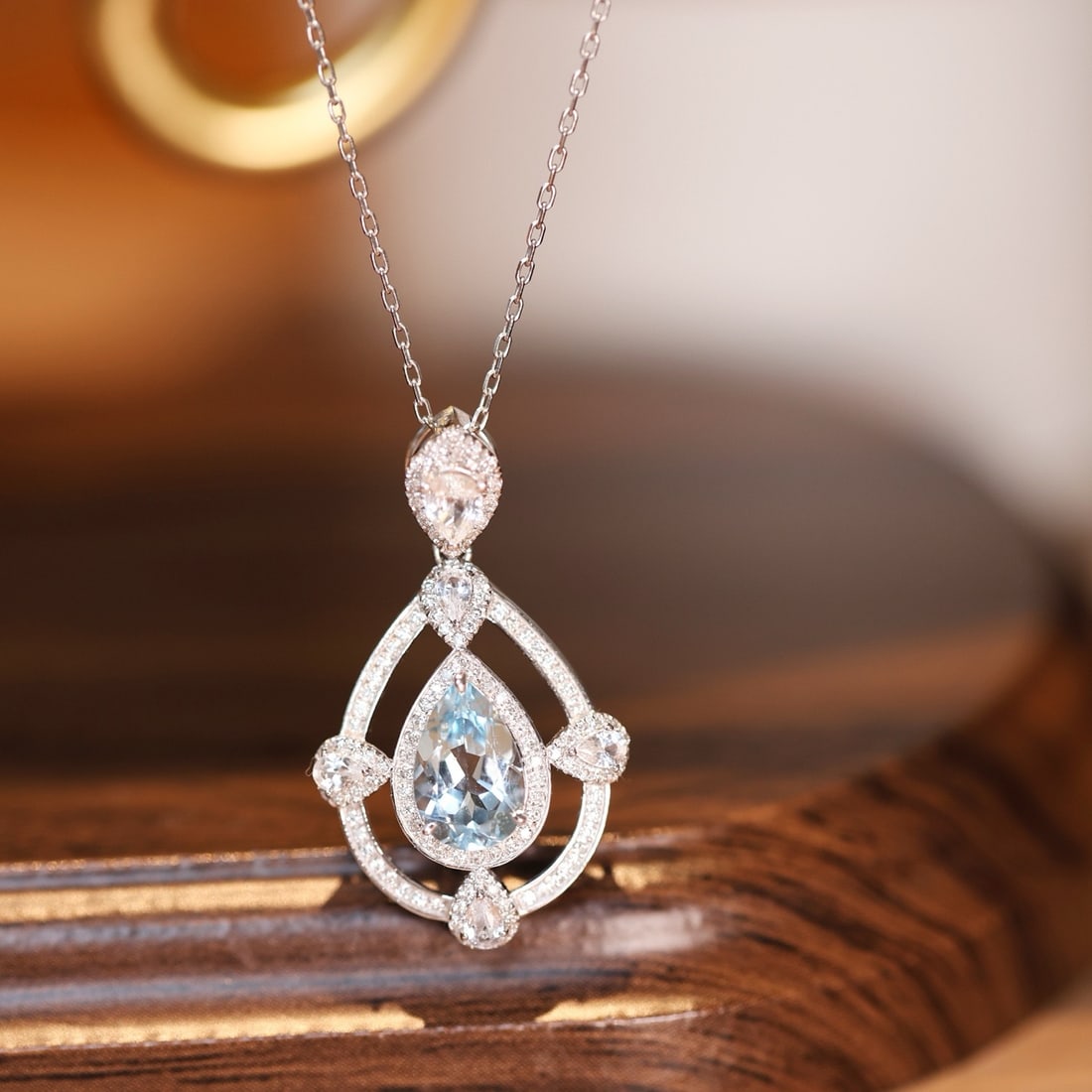 14k Gold 1.59 Ctw Natural Aquamarine & Diamond Pendant( Without Chain ): Ref:231190393 // gold content:14k gold // main gemstone:aquamarine // shape:pear // carat weight:1. 20ct // color:blue // treatment:natural // // adjacent gemstone 2 : diamond // shape:round // carat 